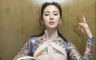 娱乐圈吃瓜照片模板大全,吃瓜照片模板大全，带你领略明星幕后生活